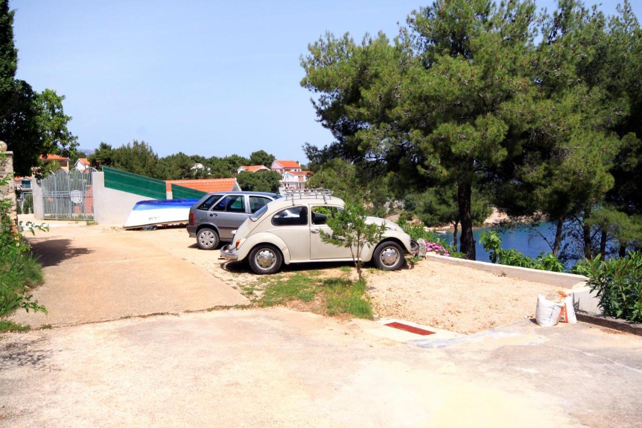 Apartments By The Sea Basina, Hvar - 542 Vrbanj Dış mekan fotoğraf
