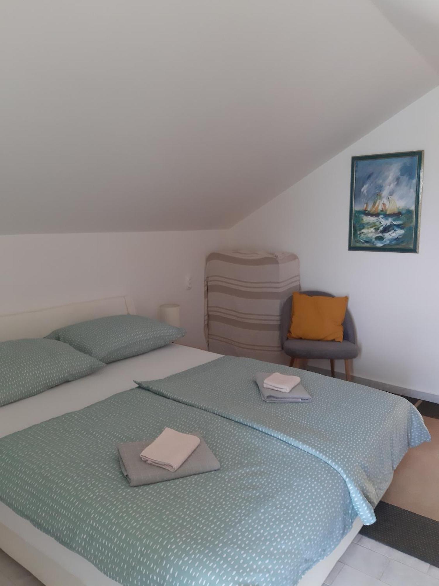Apartments By The Sea Basina, Hvar - 542 Vrbanj Oda fotoğraf